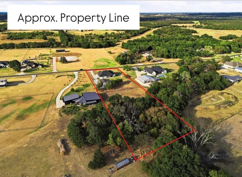 1135 Paradise Parkway, Poolville TX 76487 - Photo 40