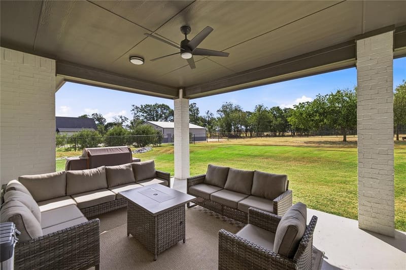 1135 Paradise Parkway, Poolville TX 76487 - Photo 31