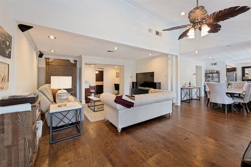 10209 Regal Oaks Drive # 211, Dallas TX 75230 - Photo 12
