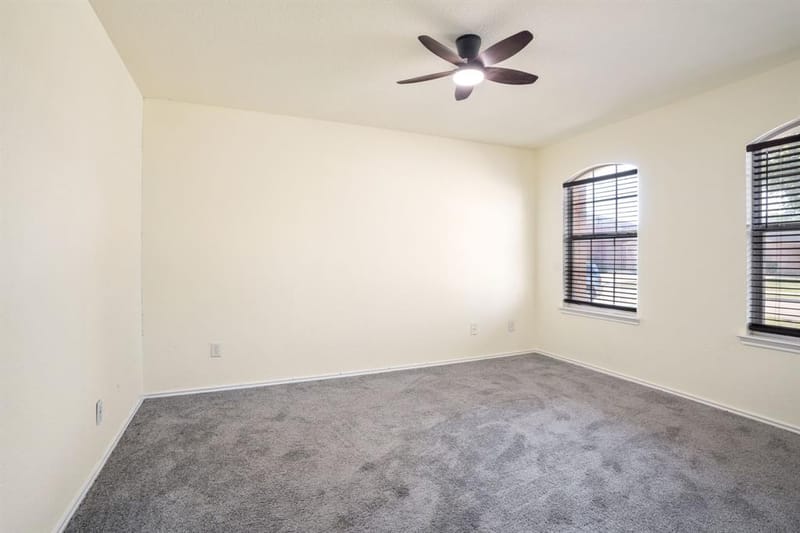 2456 Arroyo Springs Drive, Grand Prairie TX 75052 - Photo 6