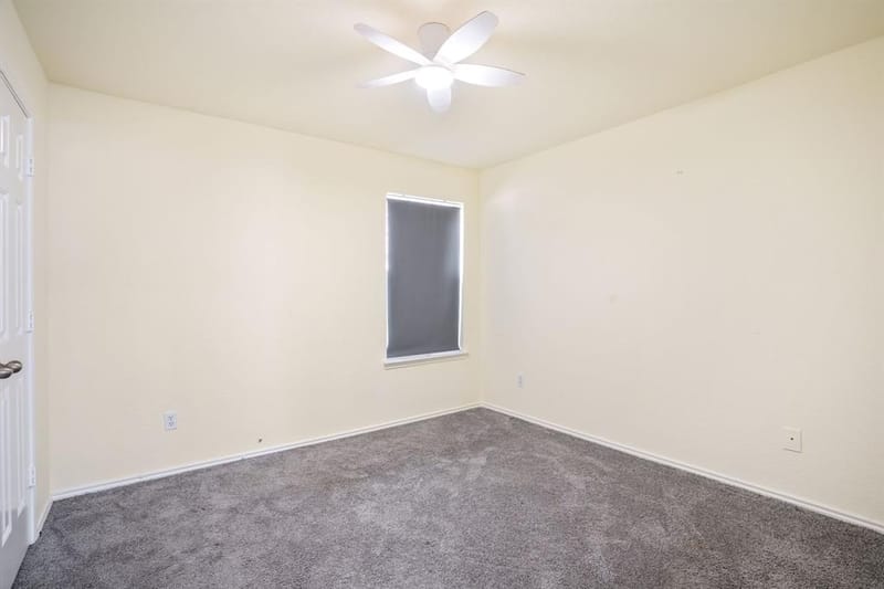 2456 Arroyo Springs Drive, Grand Prairie TX 75052 - Photo 12
