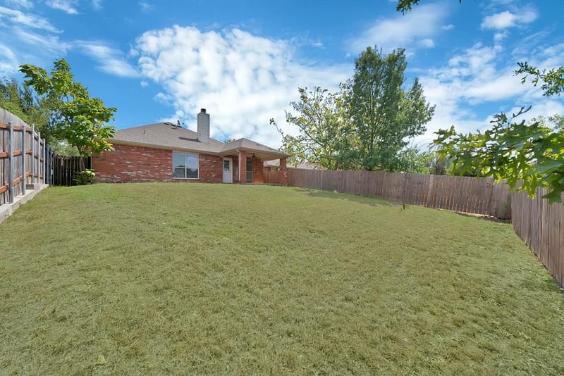 2633 Pioneer Bluffs Road, Balch Springs TX 75181 - Photo 20