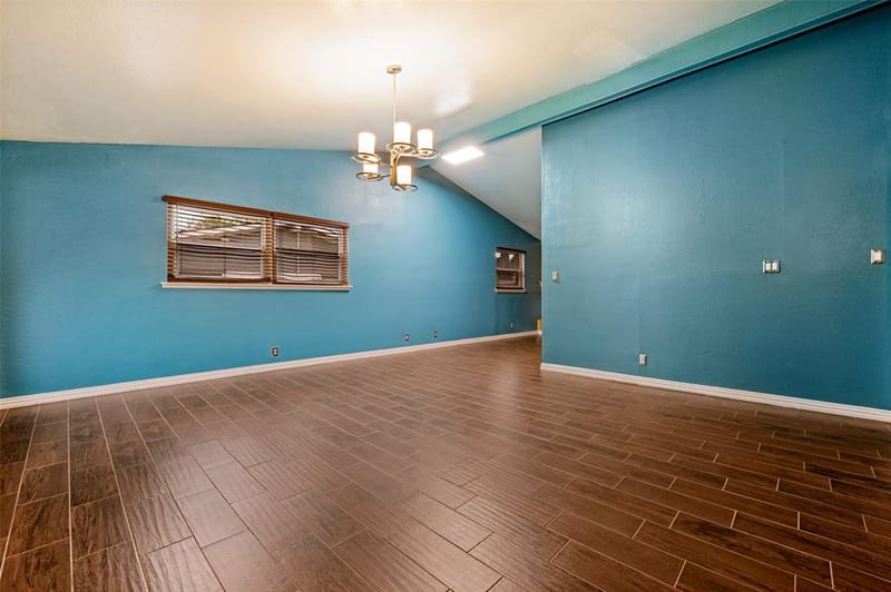 3259 Saint Croix Drive, Dallas TX 75229 - Photo 8