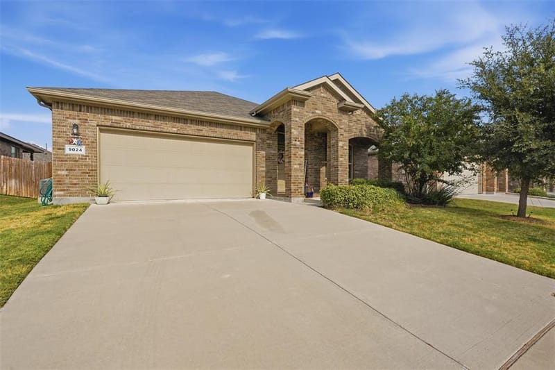 9024 Pearfield Road, Fort Worth TX 76179 - Photo 2