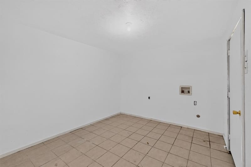 7928 Norvell Drive, Dallas TX 75227 - Photo 32