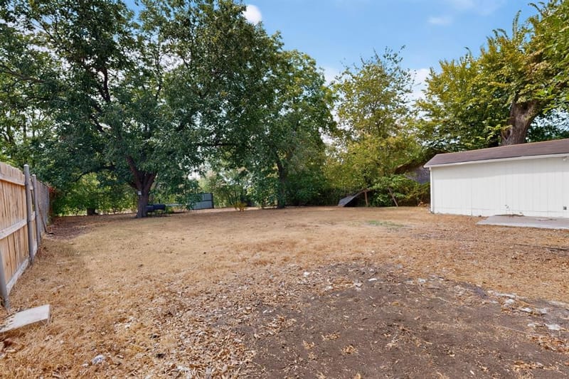 7928 Norvell Drive, Dallas TX 75227 - Photo 34