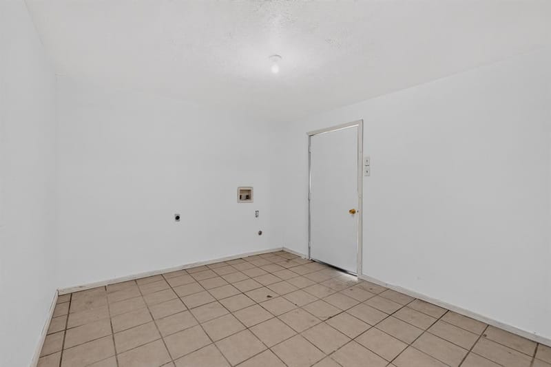 7928 Norvell Drive, Dallas TX 75227 - Photo 31