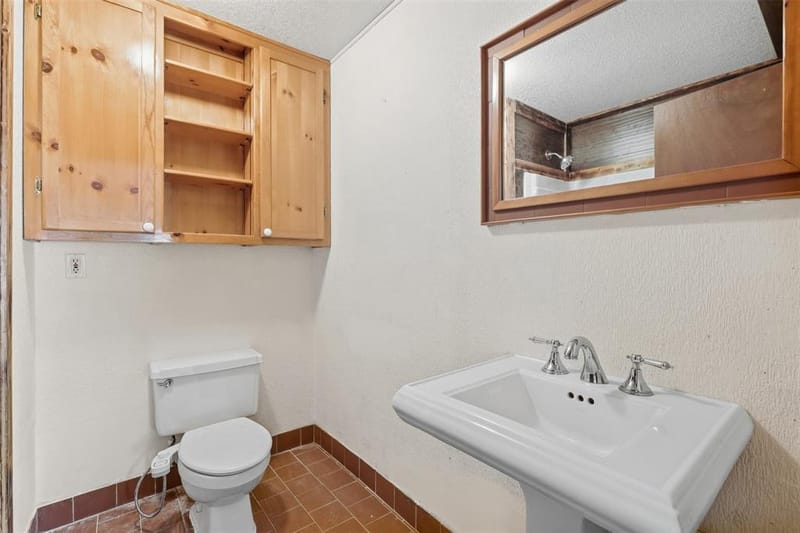 1005 Hickey Court, Granbury TX 76049 - Photo 27