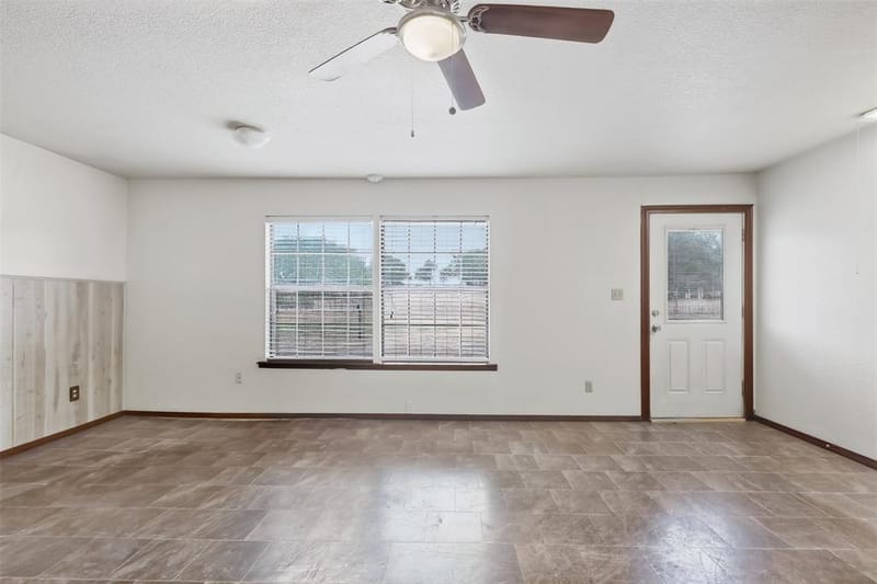 1005 Hickey Court, Granbury TX 76049 - Photo 7