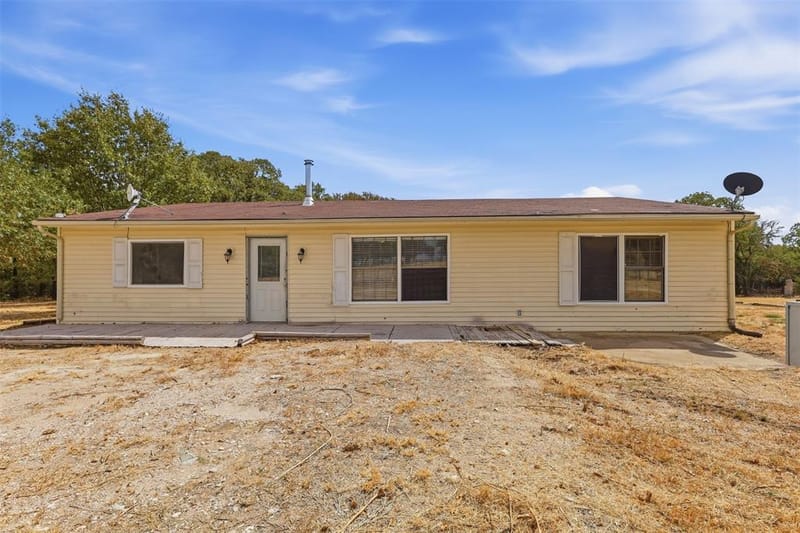 1005 Hickey Court, Granbury TX 76049