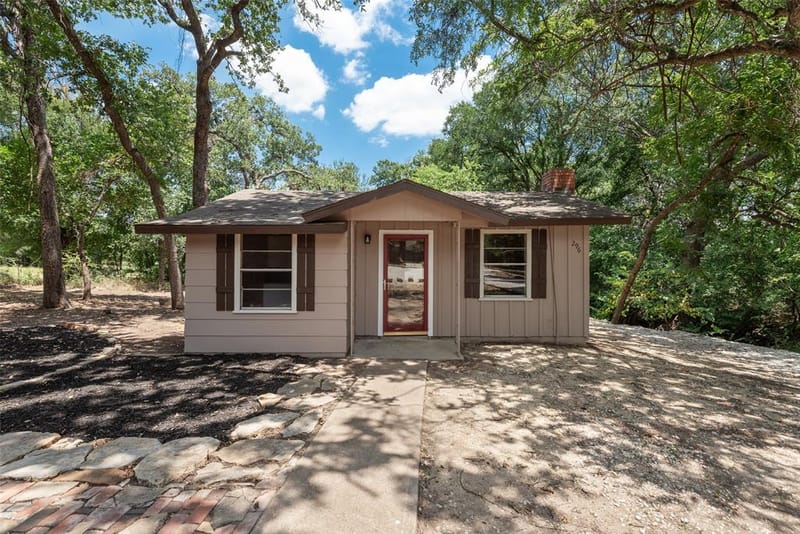 294 Thomas Len Road, Azle TX 76020 - Photo 3