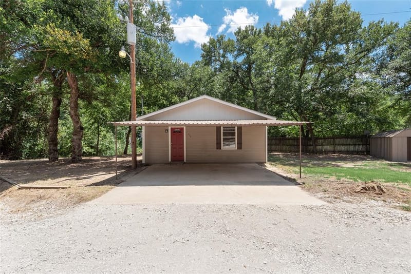 294 Thomas Len Road, Azle TX 76020 - Photo 5