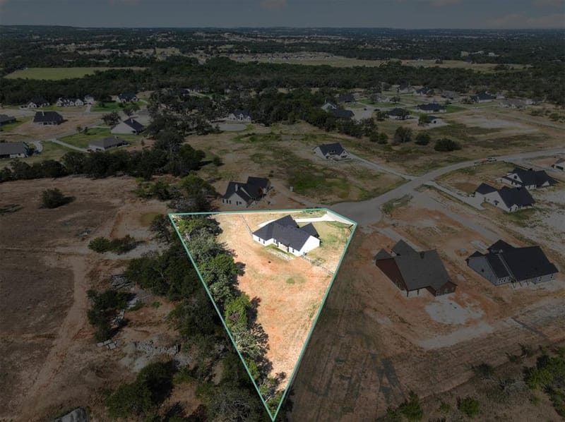 332 Jonny Boy Way, Springtown TX 76082 - Photo 40