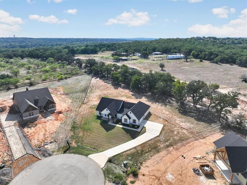 332 Jonny Boy Way, Springtown TX 76082 - Photo 39
