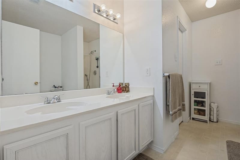 2120 W Grove Lane, Grand Prairie TX 75052 - Photo 9