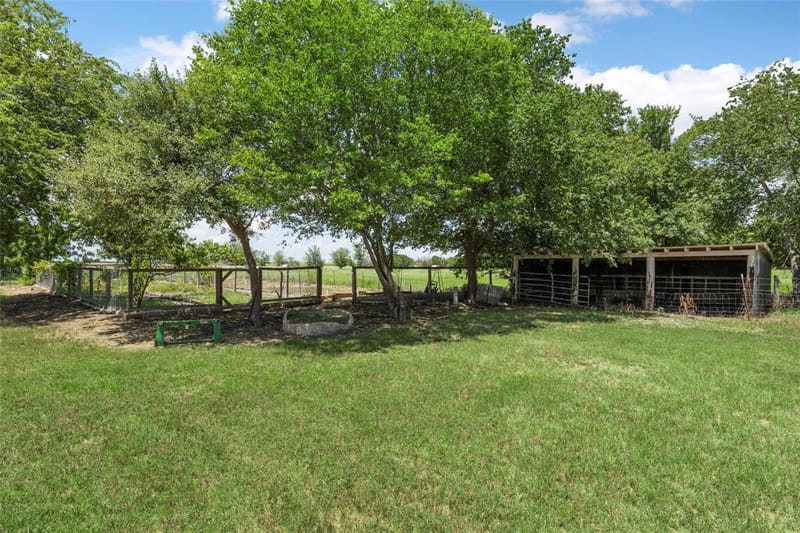 2029 Speegleville Road, Woodway TX 76712 - Photo 30
