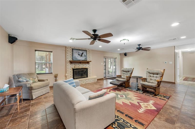 2029 Speegleville Road, Woodway TX 76712 - Photo 11