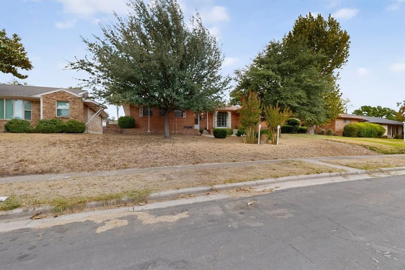1129 Oak Meadows Drive, Dallas TX 75232 - Photo 32