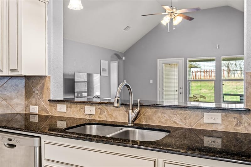 2308 Wakecrest Drive, Fort Worth TX 76108 - Photo 9