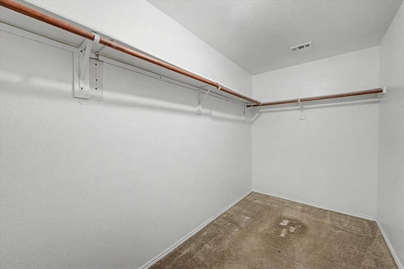 821 Green Heath Avenue, Fort Worth TX 76120 - Photo 22