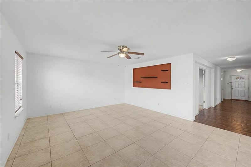 821 Green Heath Avenue, Fort Worth TX 76120 - Photo 7