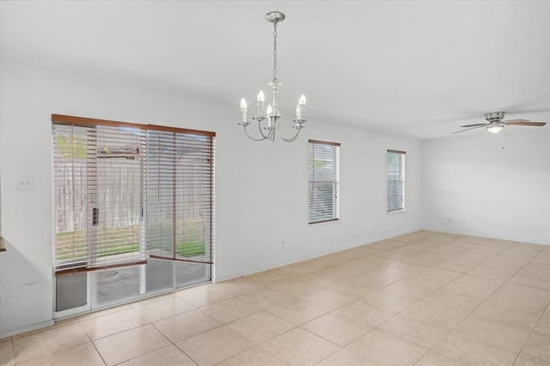 821 Green Heath Avenue, Fort Worth TX 76120 - Photo 8
