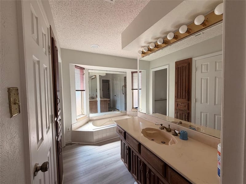 1128 Post Oak Lane, DeSoto TX 75115 - Photo 20