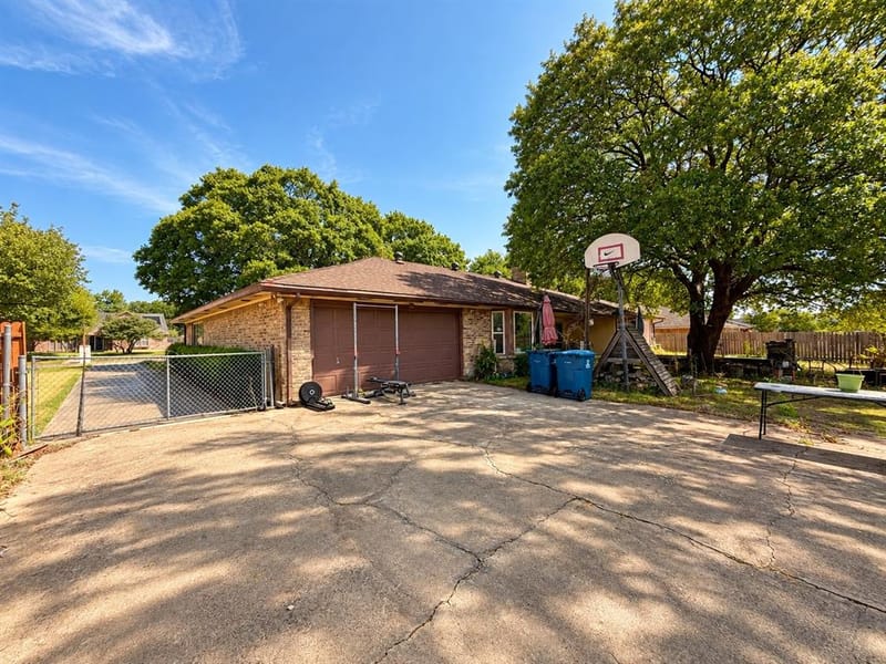 1128 Post Oak Lane, DeSoto TX 75115 - Photo 14