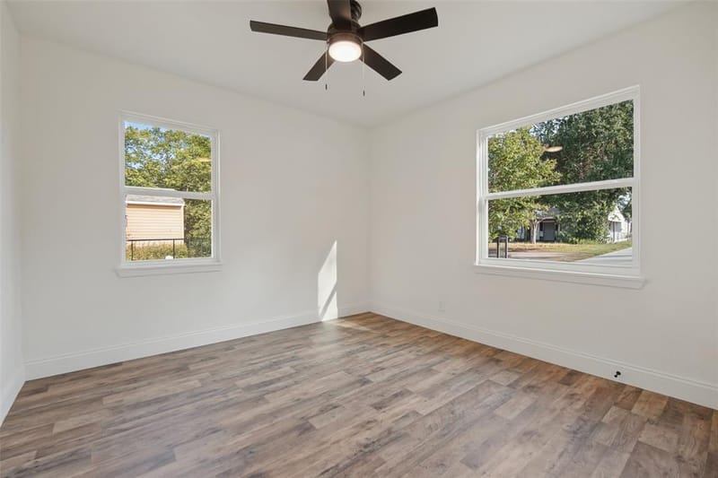 2637 Marbella Lane, Dallas TX 75228 - Photo 10
