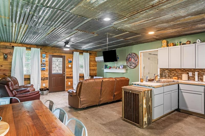 161 VZ County Road 3508, Edgewood TX 75117 - Photo 10