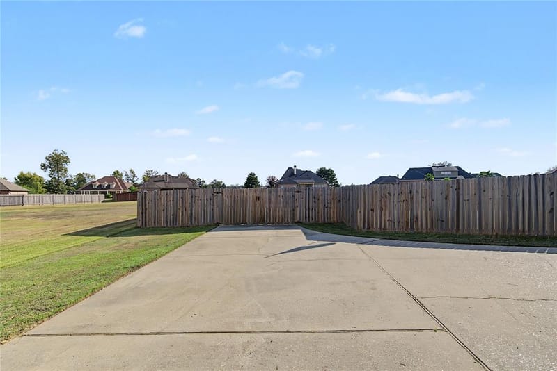 214 Cornerstone Boulevard, Haughton LA 71037 - Photo 35