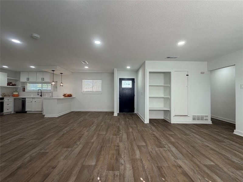 1424 E Parker Road, Plano TX 75074 - Photo 6