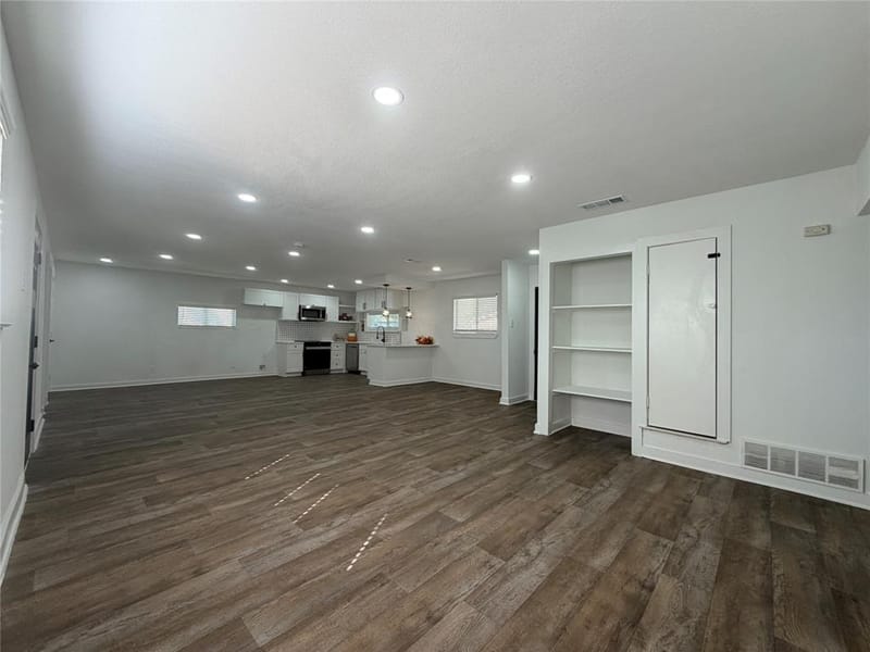 1424 E Parker Road, Plano TX 75074 - Photo 5