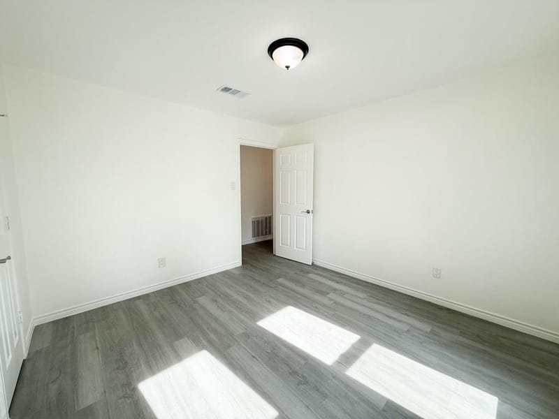 2147 Oak Valley Lane, Dallas TX 75232 - Photo 27