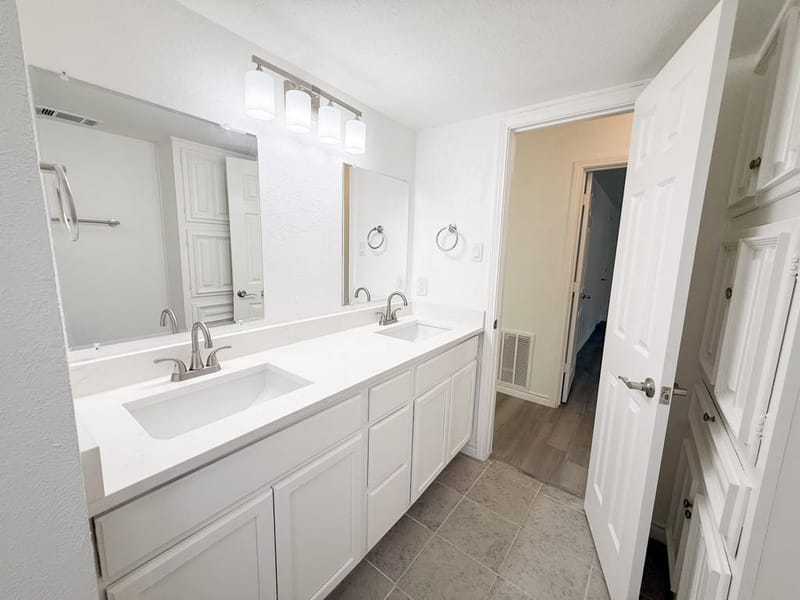 2147 Oak Valley Lane, Dallas TX 75232 - Photo 26