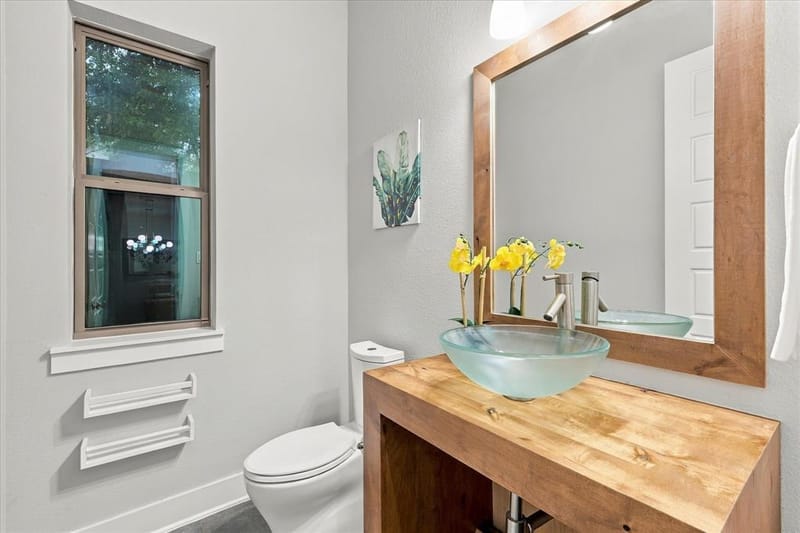 6251 Lakeshore Drive, Dallas TX 75214 - Photo 24