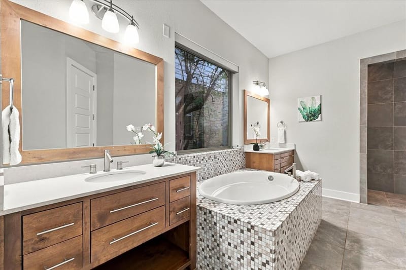 6251 Lakeshore Drive, Dallas TX 75214 - Photo 19