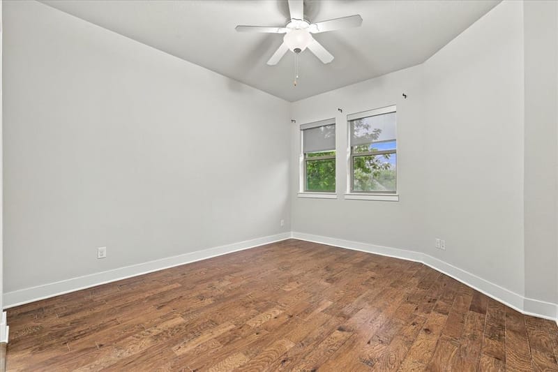 6251 Lakeshore Drive, Dallas TX 75214 - Photo 29