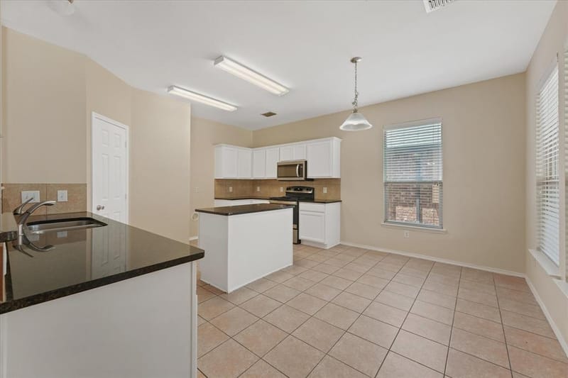 2040 Hanakoa Falls Drive, Anna TX 75409 - Photo 8