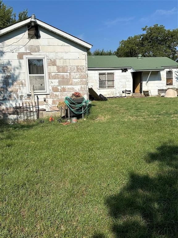 1121 Griggs Avenue, Fort Worth TX 76105 - Photo 2