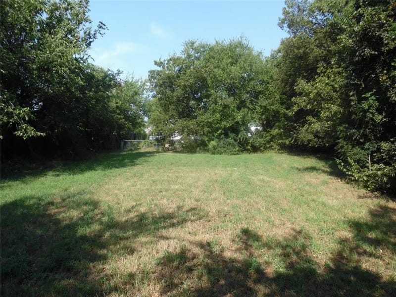 1121 Griggs Avenue, Fort Worth TX 76105 - Photo 8