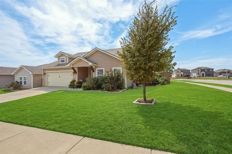 3302 Sweetwater Way, Sherman TX 75090 - Photo 2