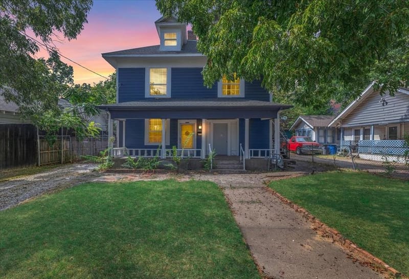 3709 Wendelkin Street, Dallas TX 75215