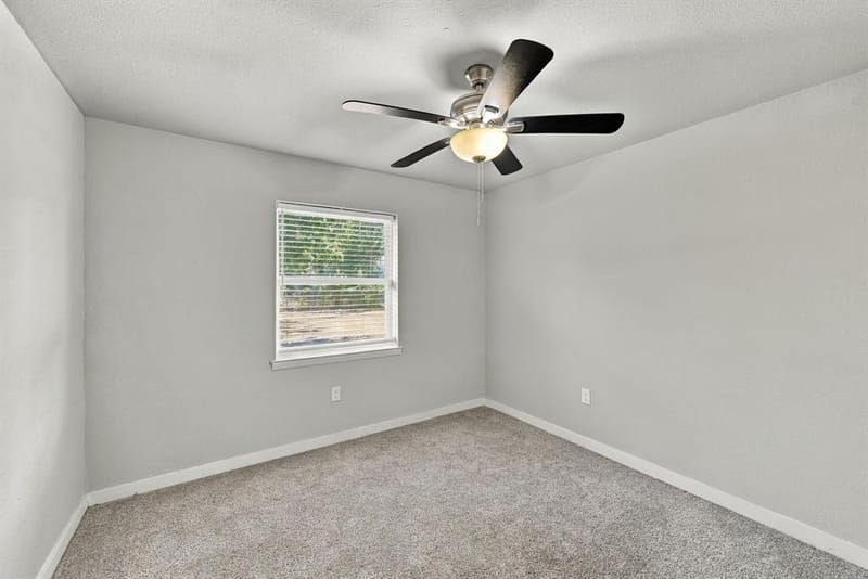 1404 Hillside Drive, Midlothian TX 76065 - Photo 18