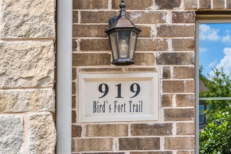 919 Birds Fort Trail, Arlington TX 76005 - Photo 36