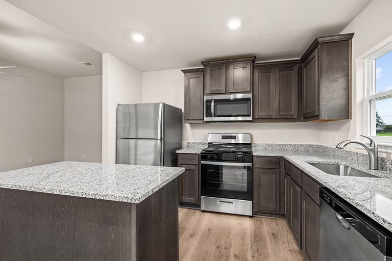 214 North Island Drive, Terrell TX 75160 - Photo 5