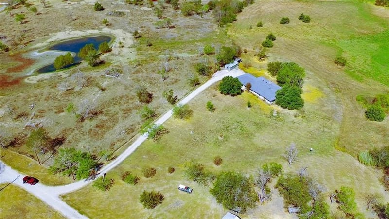 801 County Road 0025, Corsicana TX 75109 - Photo 37