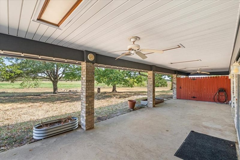 801 County Road 0025, Corsicana TX 75109 - Photo 35