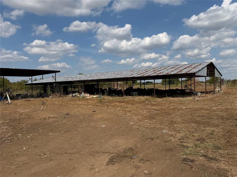 8453 County Road 1206, Rio Vista TX 76093 - Photo 28