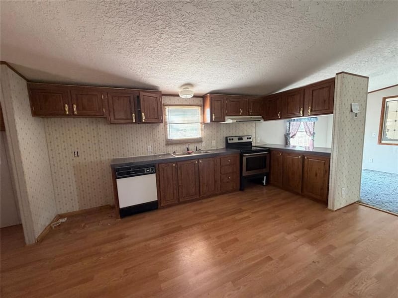 8453 County Road 1206, Rio Vista TX 76093 - Photo 11